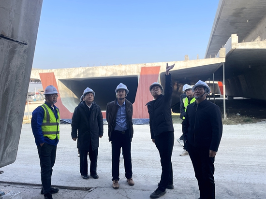 1733709274893090.jpg 趙春陽調研2_副本.jpg